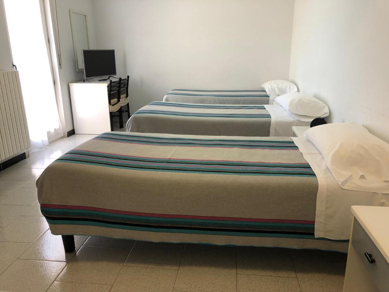Hotel Lo Zodiaco Oppido Lucano Esterno foto